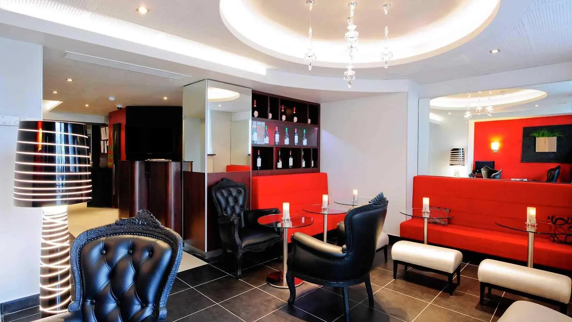 Mercure Tour Eiffel Pont Mirabeau Szálloda 4*