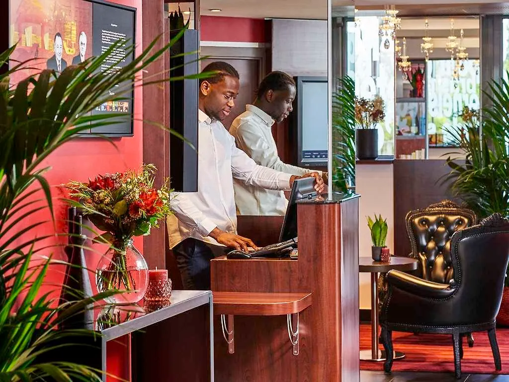 Mercure Tour Eiffel Pont Mirabeau 4*