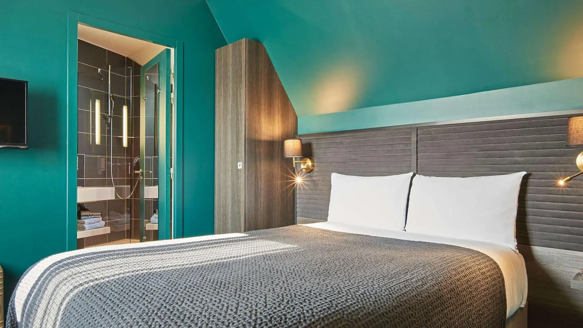 Mercure Tour Eiffel Pont Mirabeau Paris