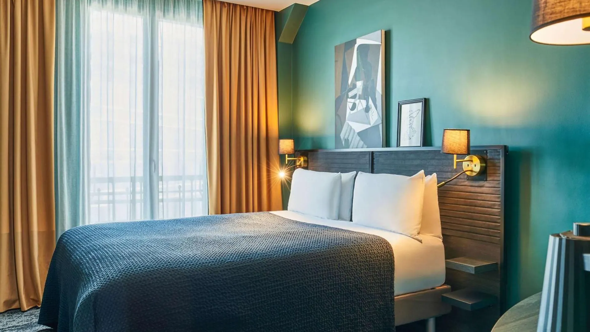 Mercure Tour Eiffel Pont Mirabeau Hotel